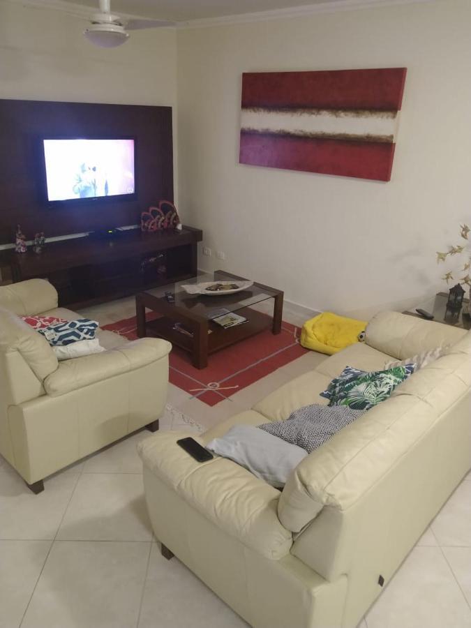 Apto Praia Grande Ubatuba Area Nobre Com Toda Comodidade Para Voce E Sua Familia ! מראה חיצוני תמונה